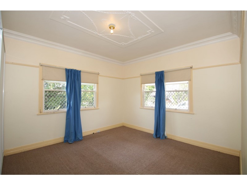 35 Joyce Street, South Toowoomba QLD 4350