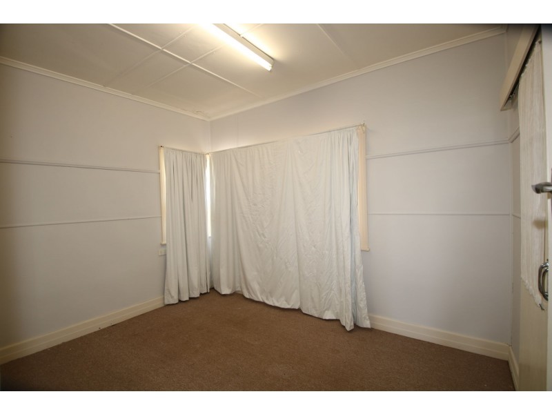 35 Joyce Street, South Toowoomba QLD 4350