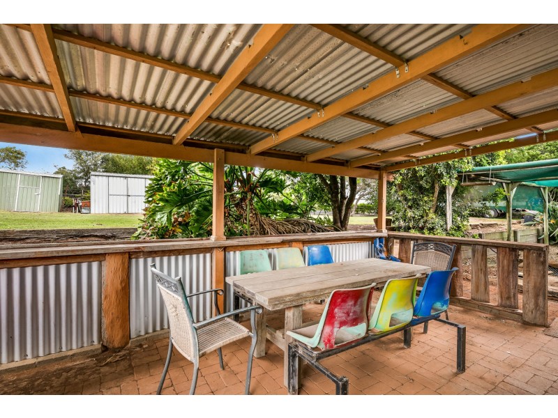 9 Junction Street, Gowrie Junction QLD 4352