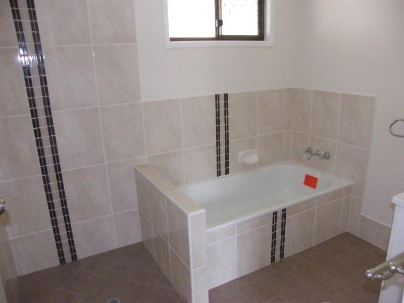 23 Claret Street, Wilsonton QLD 4350