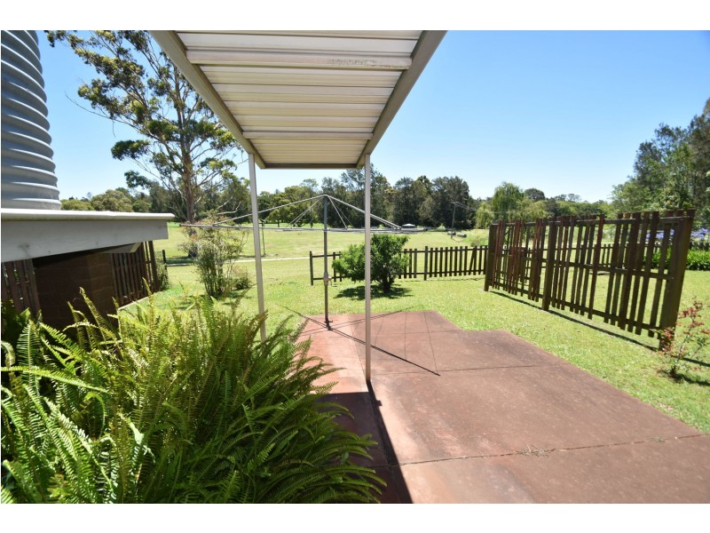 1 Balanga Court, South Toowoomba QLD 4350