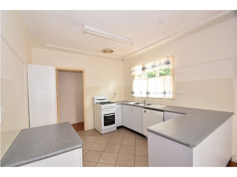209 North Street, Rockville QLD 4350