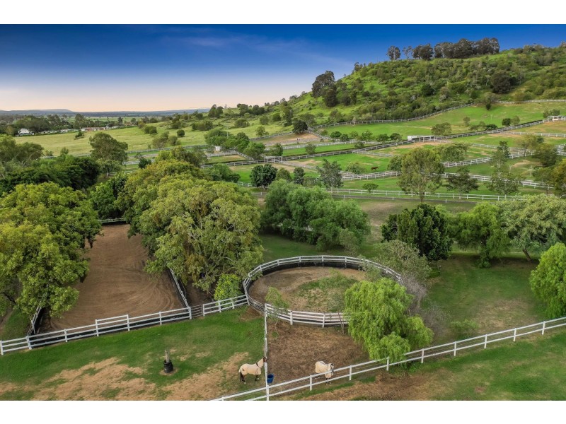 5 Waldron Road, Hatton Vale QLD 4341