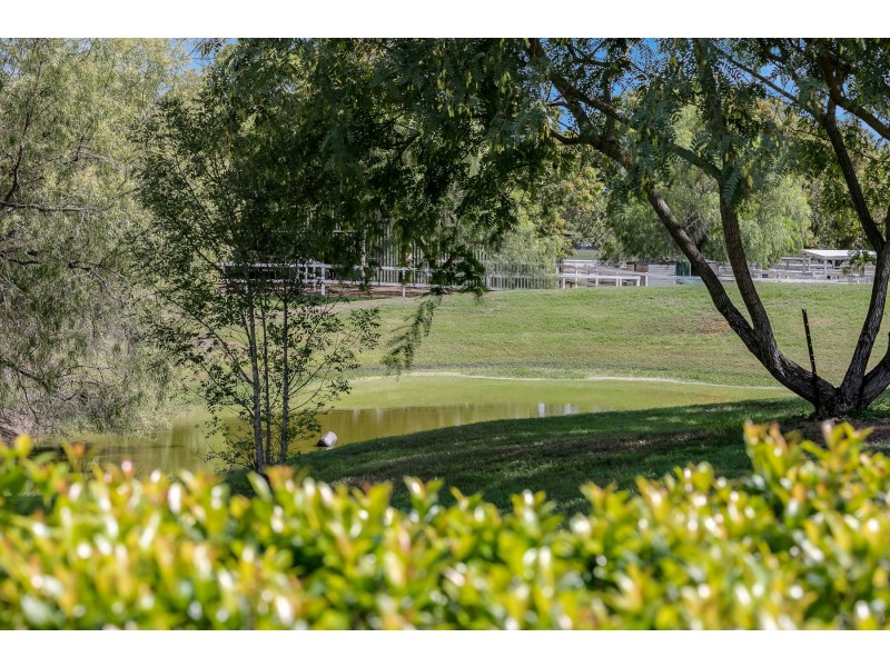 5 Waldron Road, Hatton Vale QLD 4341