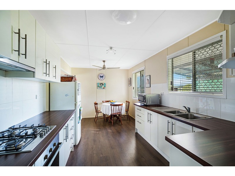 2 Gladstone Street, Newtown QLD 4350