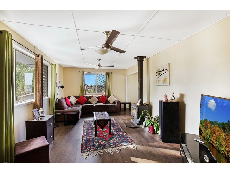 2 Gladstone Street, Newtown QLD 4350