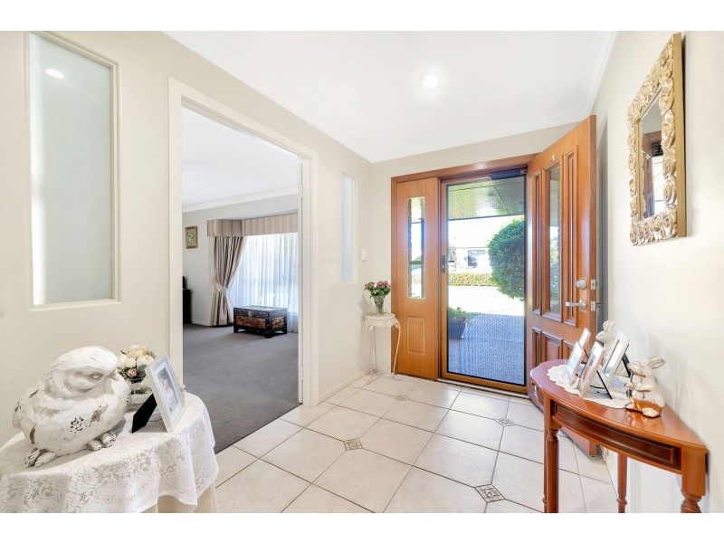 31 Hinchliffe Drive, Kearneys Spring QLD 4350