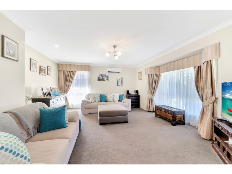 31 Hinchliffe Drive, Kearneys Spring QLD 4350