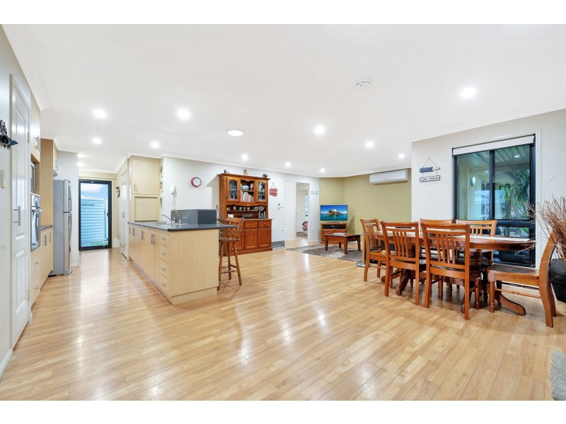 2 Ibis Crescent, Highfields QLD 4352