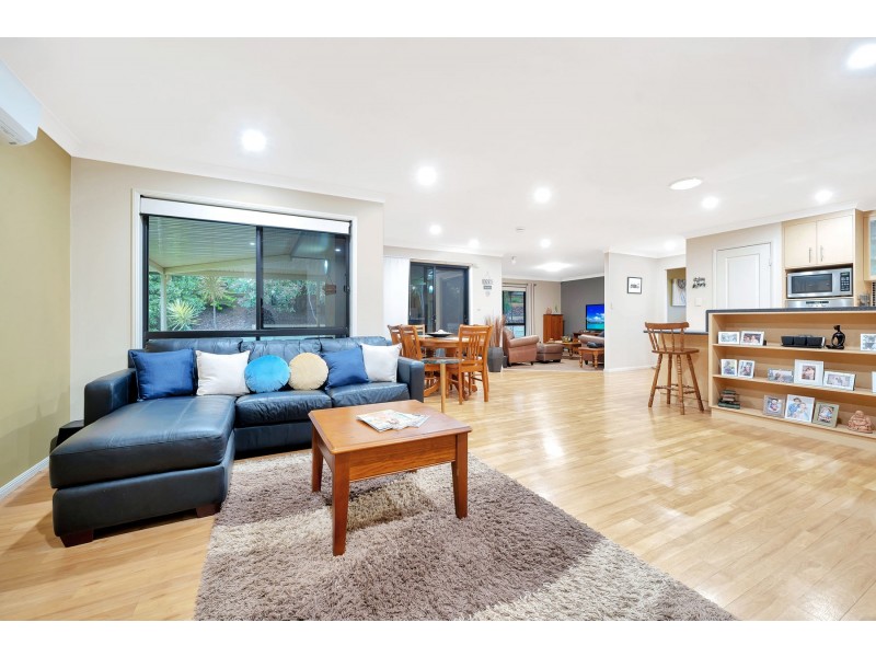 2 Ibis Crescent, Highfields QLD 4352