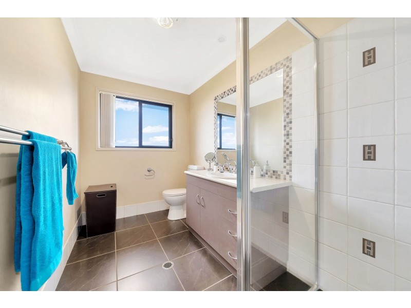 2 Ibis Crescent, Highfields QLD 4352