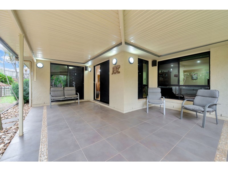 2 Ibis Crescent, Highfields QLD 4352