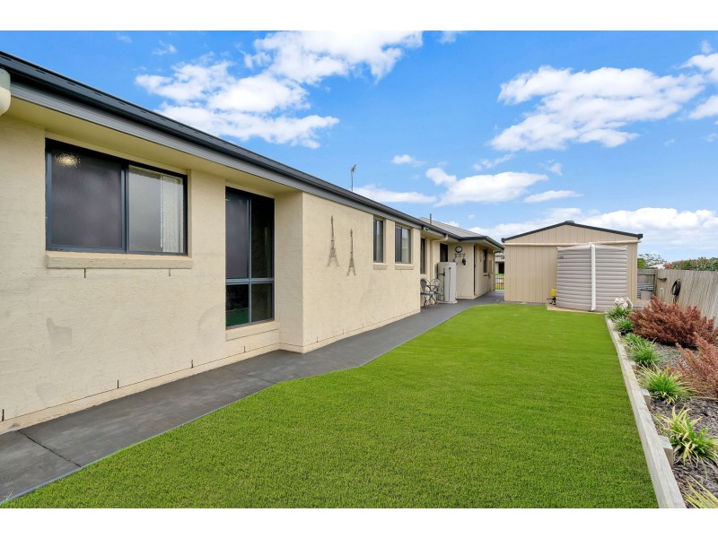 2 Ibis Crescent, Highfields QLD 4352