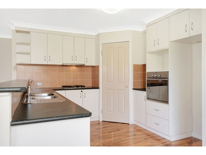300 Ramsay Street, Middle Ridge QLD 4350