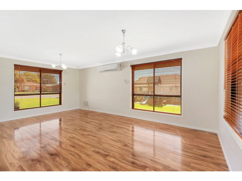 300 Ramsay Street, Middle Ridge QLD 4350
