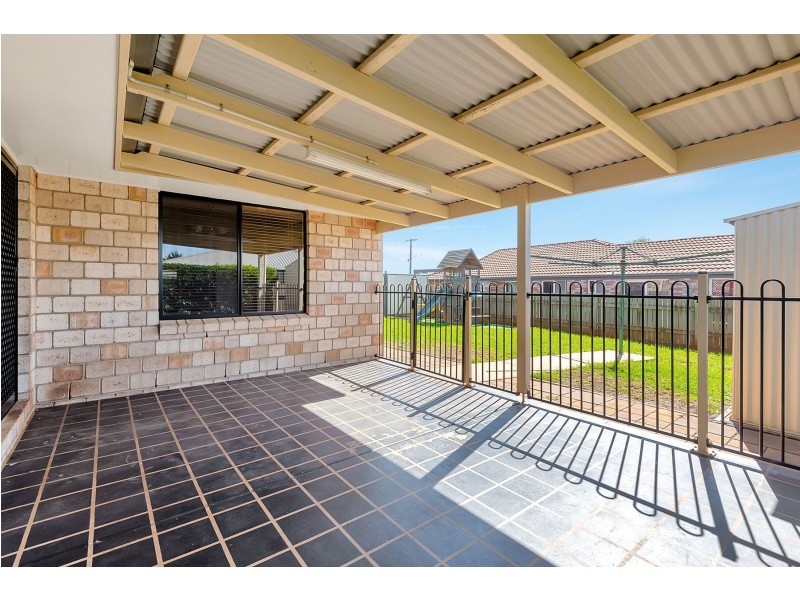 300 Ramsay Street, Middle Ridge QLD 4350