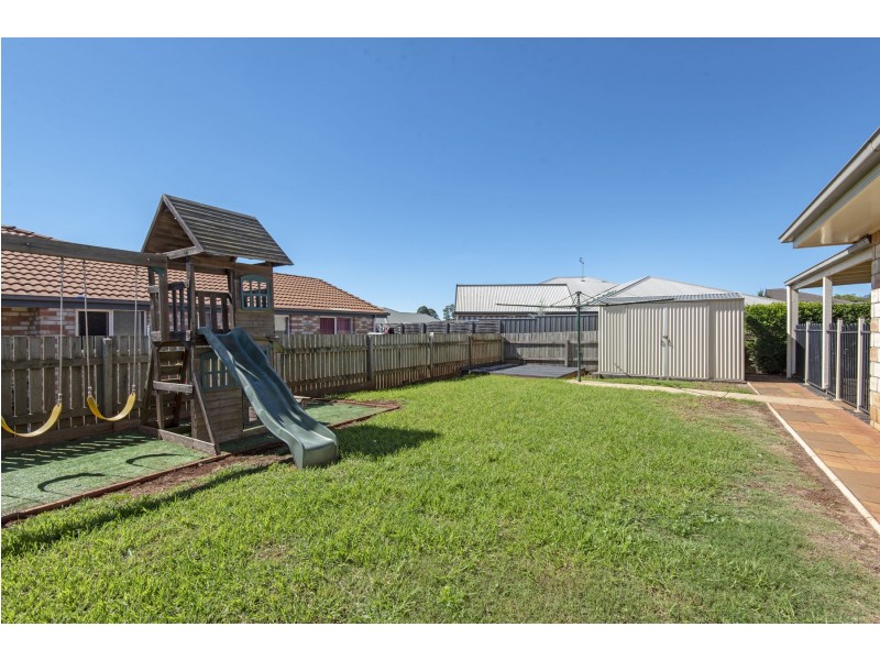 300 Ramsay Street, Middle Ridge QLD 4350