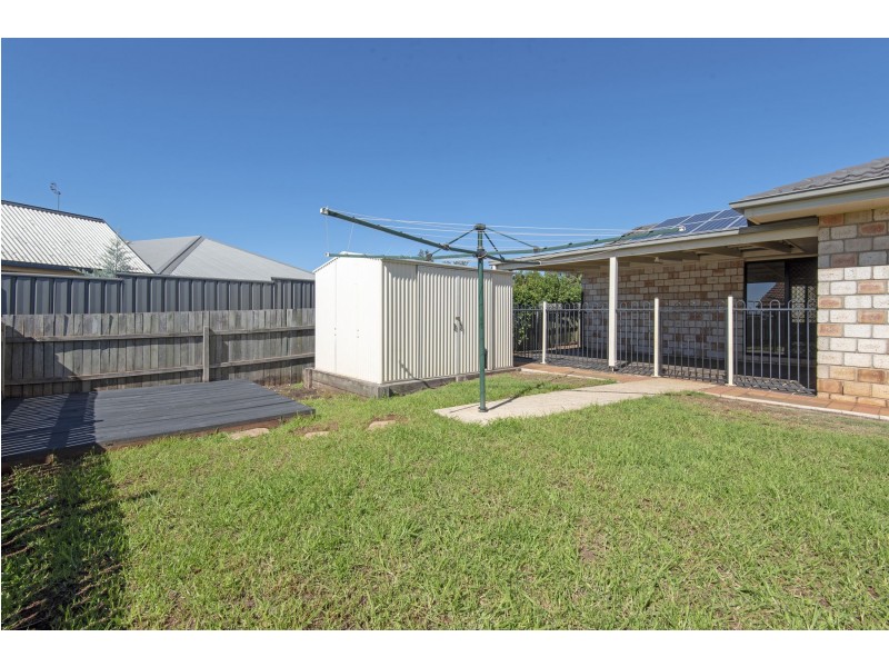 300 Ramsay Street, Middle Ridge QLD 4350