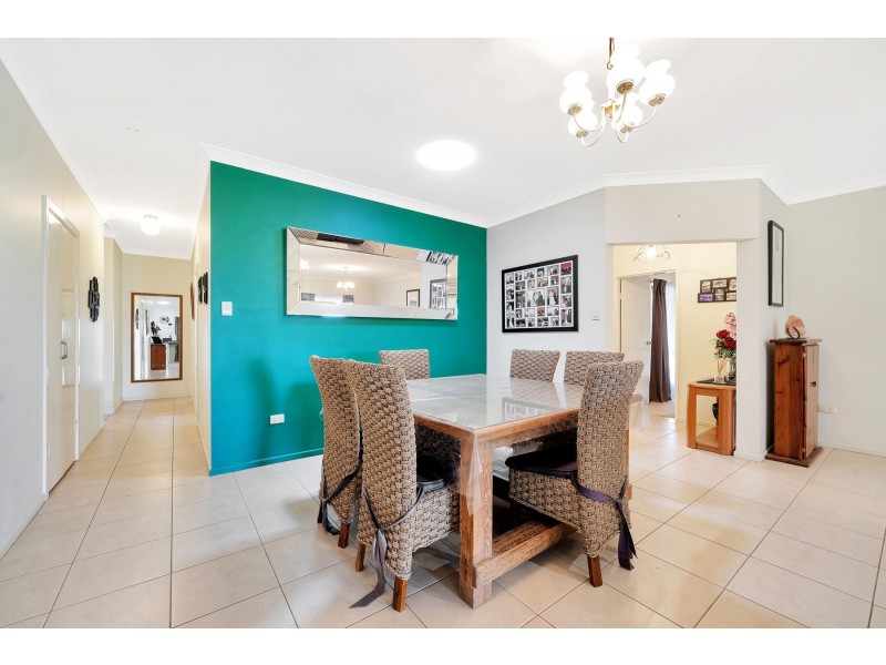 13 Bright Street, Wyreema QLD 4352