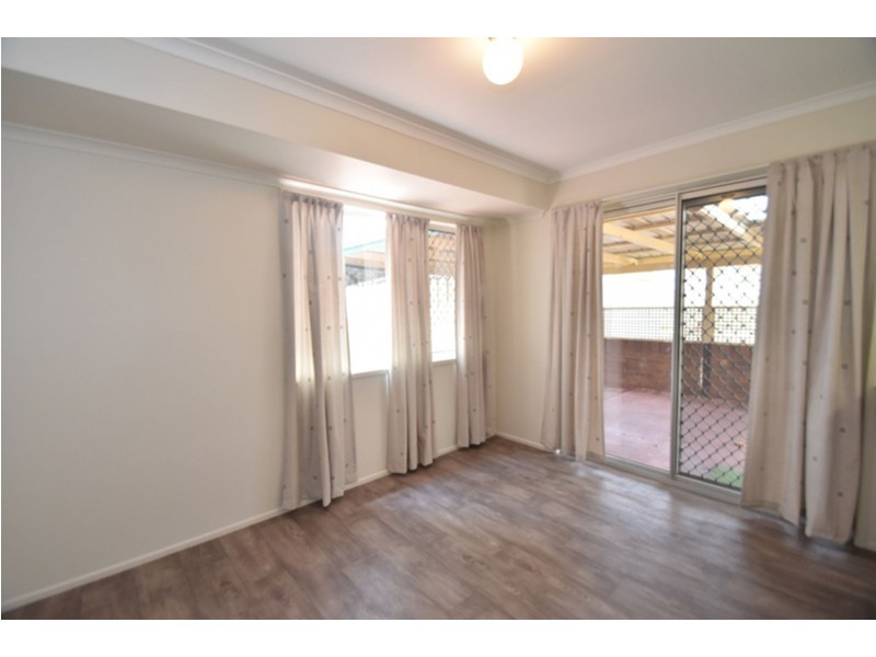 68 Wine Drive, Wilsonton Heights QLD 4350