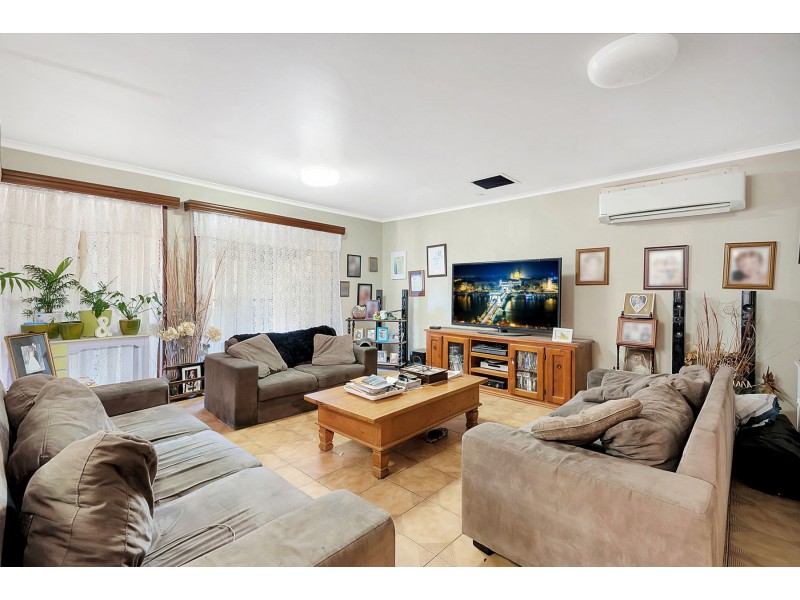 70 Proposch Street, Oakey QLD 4401