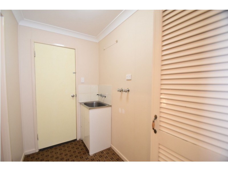 1/70 Hursley Road, Newtown QLD 4350
