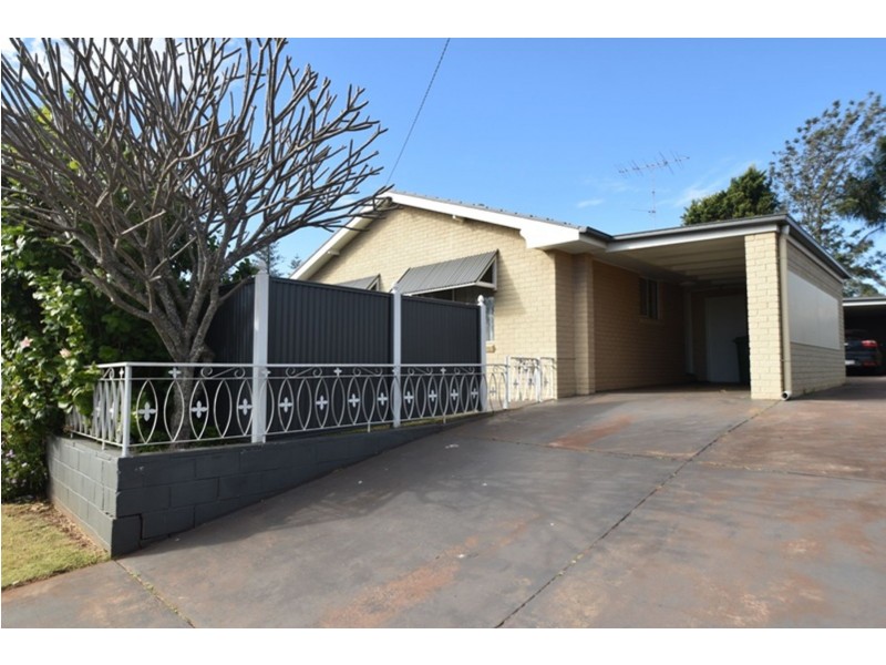 1/70 Hursley Road, Newtown QLD 4350
