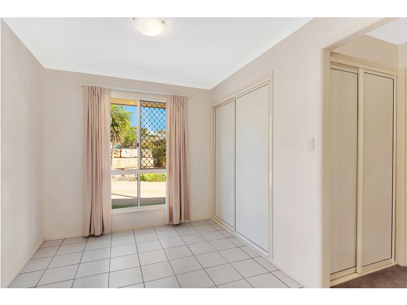 7/303 Spring Street, Kearneys Spring QLD 4350