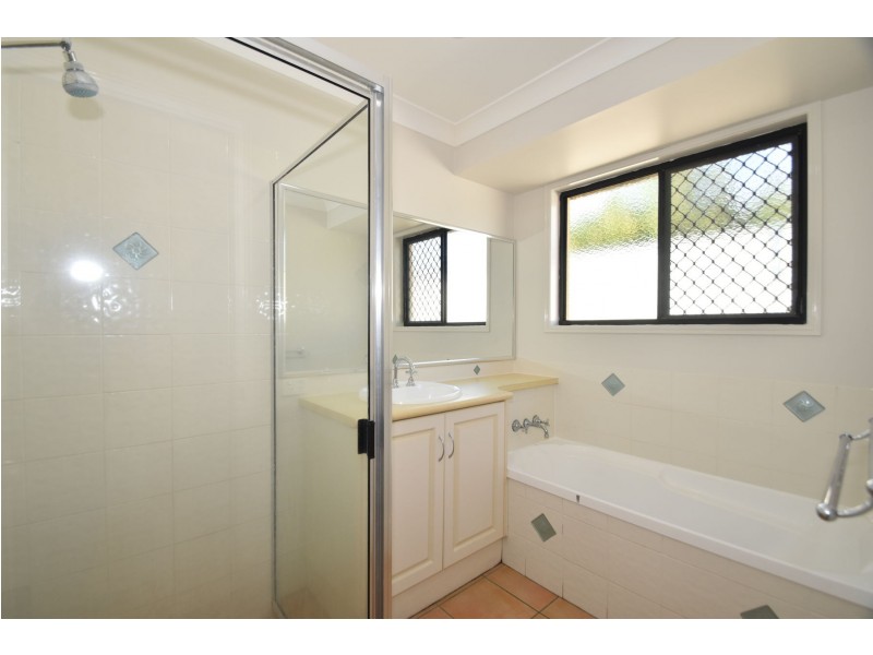 23 Brunkhorst Drive, Kearneys Spring QLD 4350