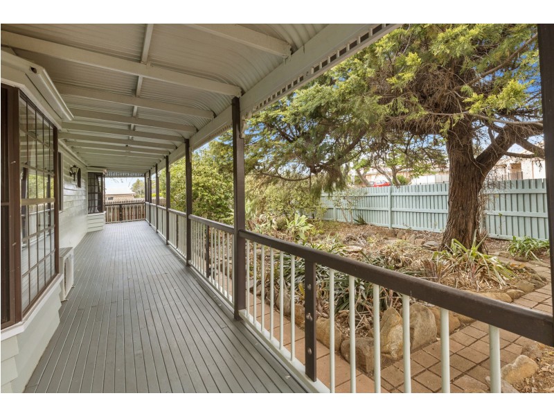 191 Spring Street, Middle Ridge QLD 4350