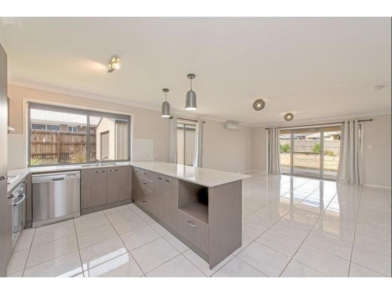 7 Heron Court, Kleinton QLD 4352