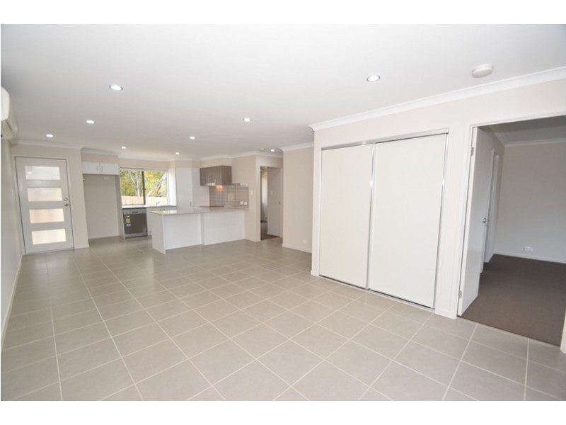 4/28 Swallow Court, Newtown QLD 4350