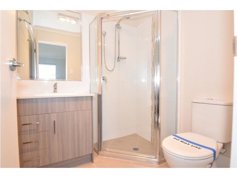 4/28 Swallow Court, Newtown QLD 4350