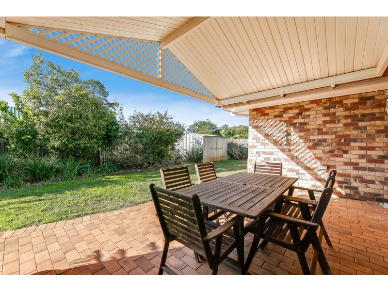 16 Emma Drive, Kearneys Spring QLD 4350