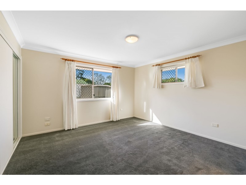 16 Emma Drive, Kearneys Spring QLD 4350