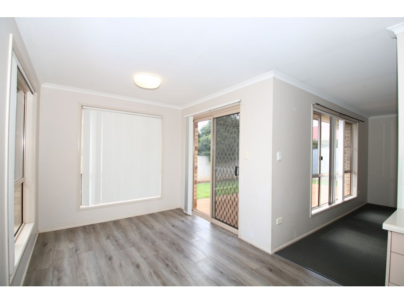 15 Shamrock Court, Middle Ridge QLD 4350