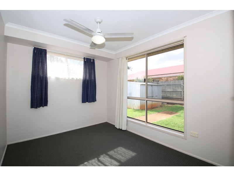 15 Shamrock Court, Middle Ridge QLD 4350
