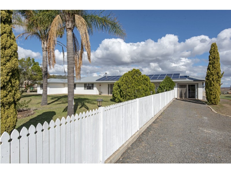 42 Moller Road, Greenmount East QLD 4359