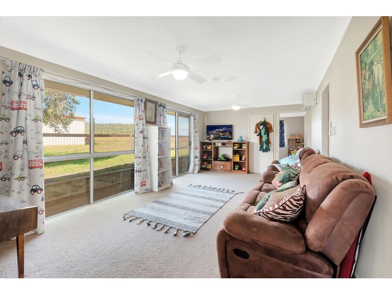 42 Moller Road, Greenmount East QLD 4359