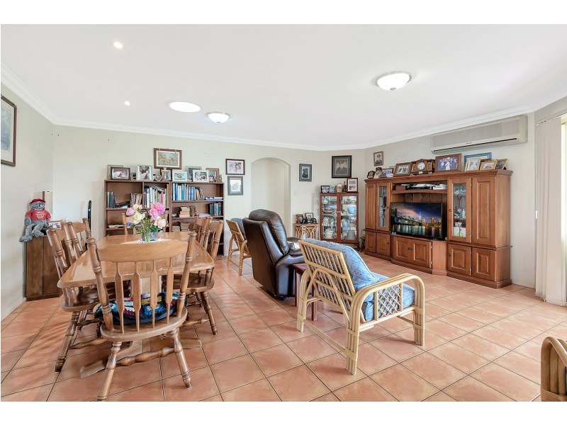 3 Holt Street, Middle Ridge QLD 4350
