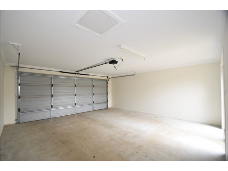 1a Sweeney Street, Kearneys Spring QLD 4350