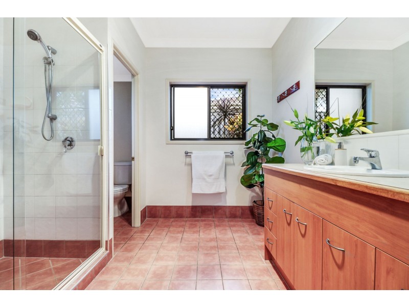 18 Ridgegarden Drive, Morayfield QLD 4506