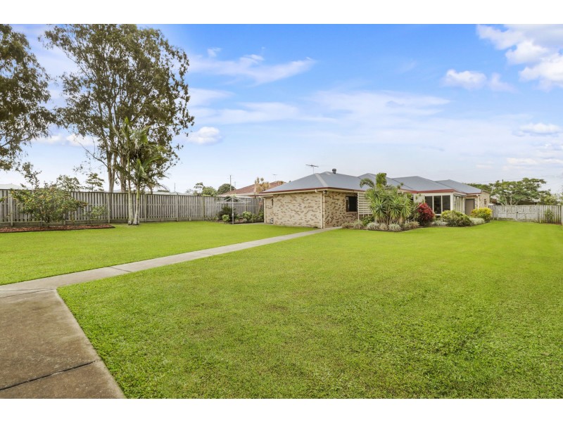 18 Ridgegarden Drive, Morayfield QLD 4506