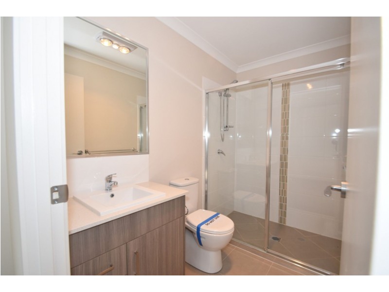 1/28 Swallow Court, Newtown QLD 4350