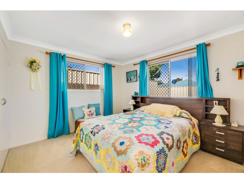 6 Olympus Court, Middle Ridge QLD 4350