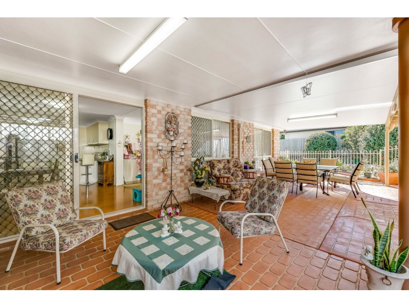 6 Olympus Court, Middle Ridge QLD 4350