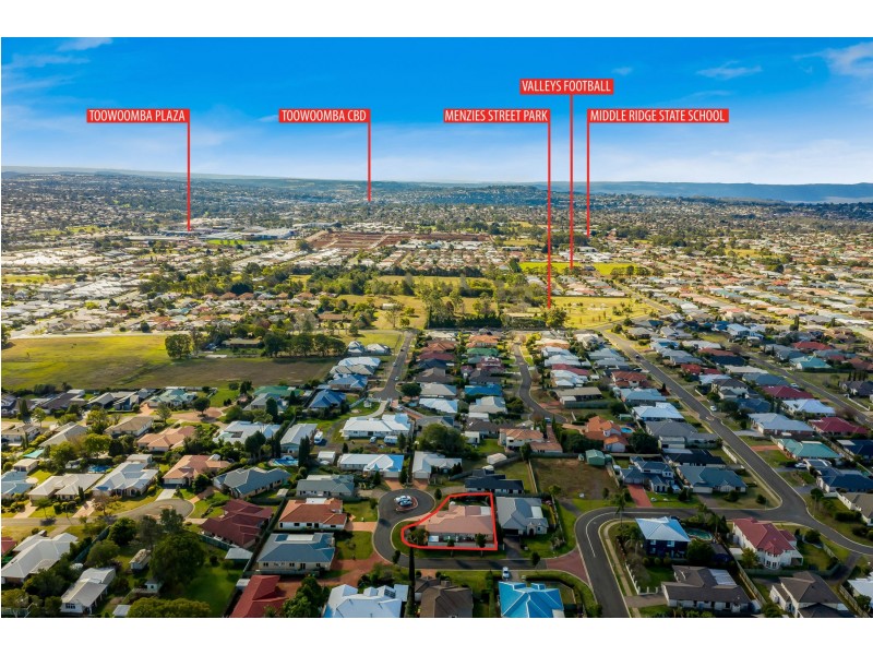 6 Olympus Court, Middle Ridge QLD 4350