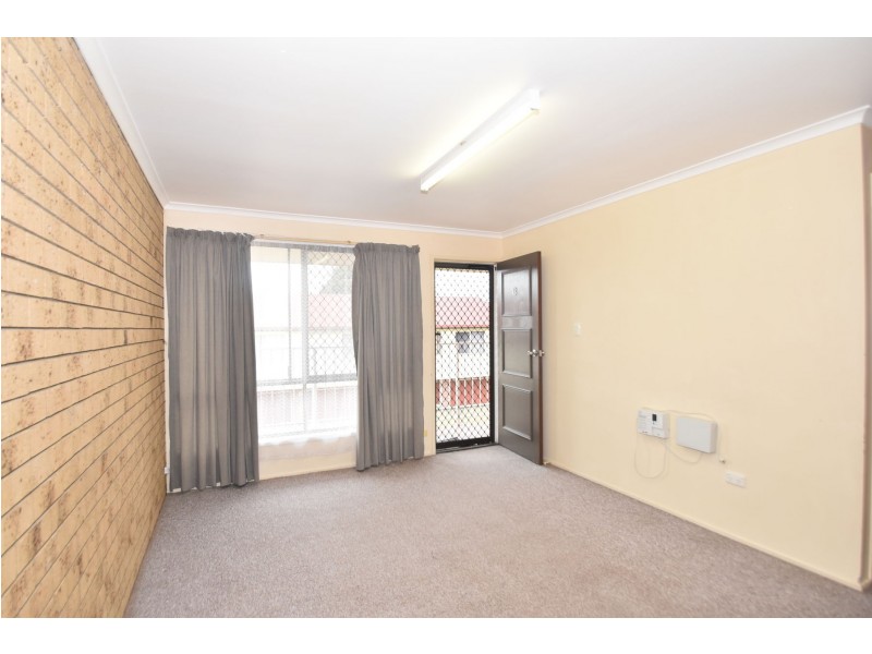 8/10 Phillip Street, East Toowoomba QLD 4350
