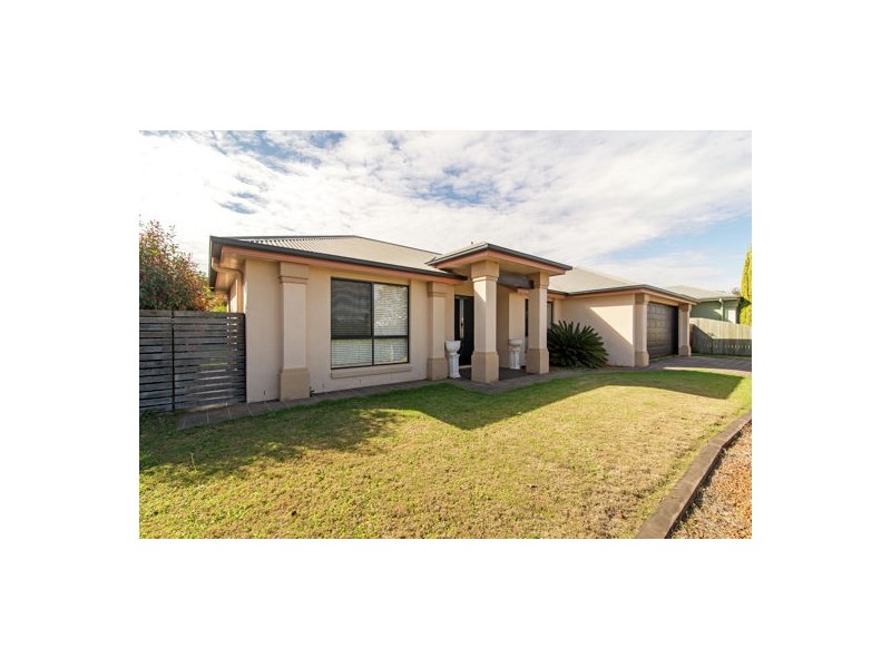14 Quail Street, Rangeville QLD 4350