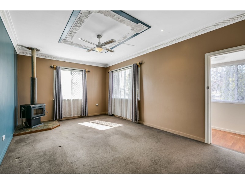 23 Monash Street, Newtown QLD 4350